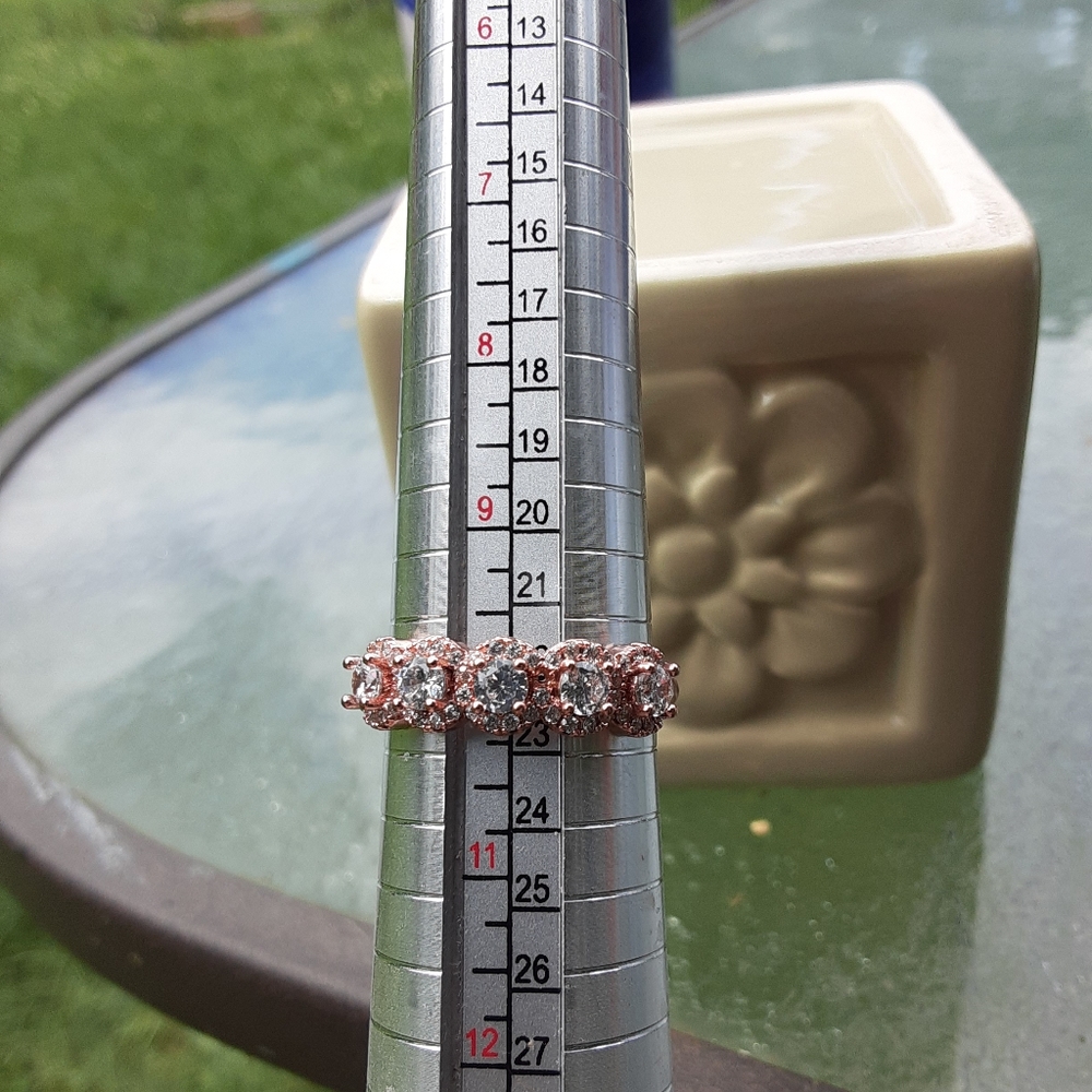 White Sapphire Rose Gold Ring size 10